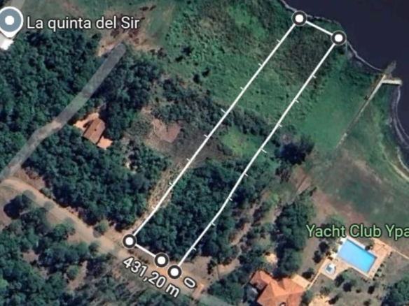 Orillas del lago Ypacaraí en Patiño